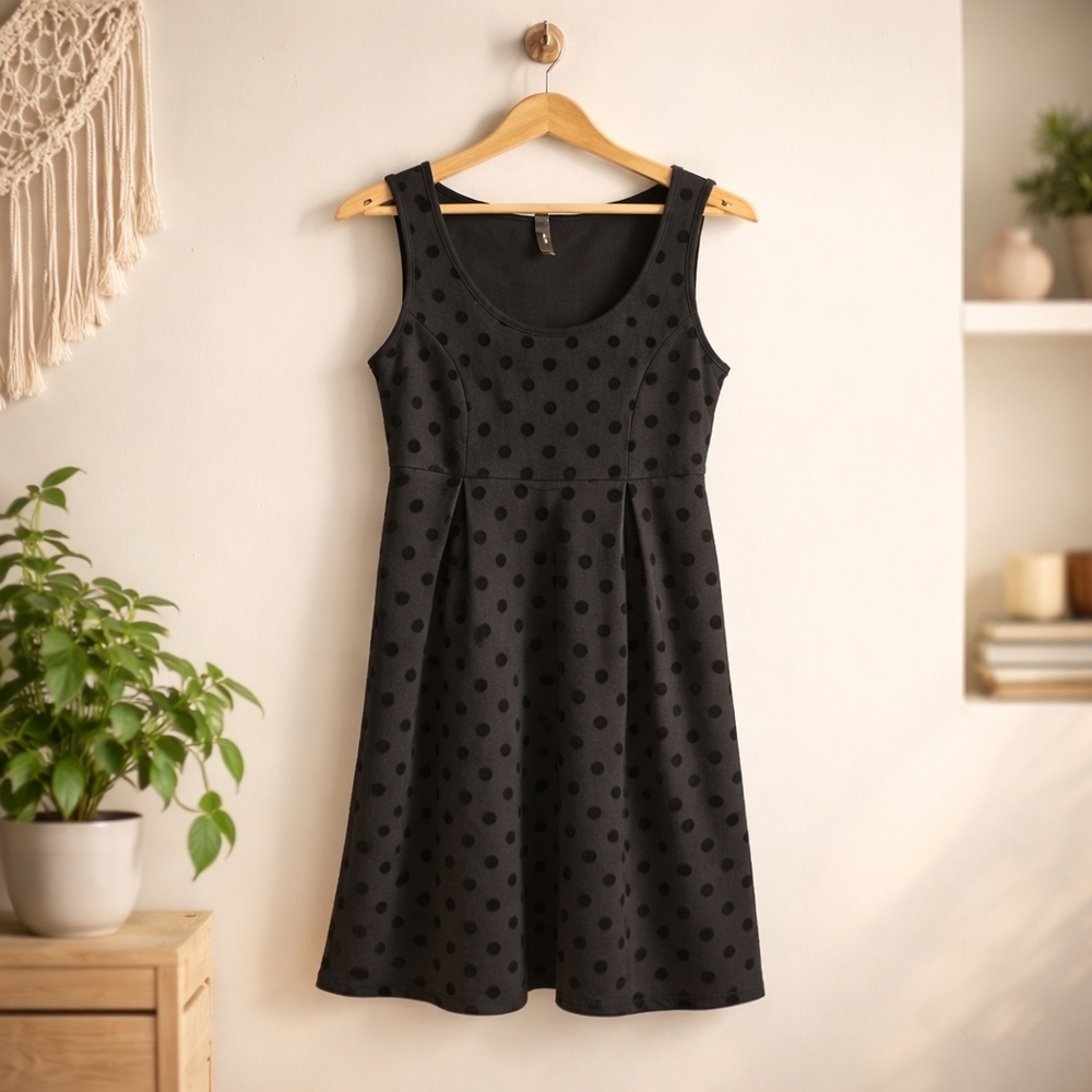 Thyme Maternity Black Sleeveless Scoop Neck Midi Sundress Size Small